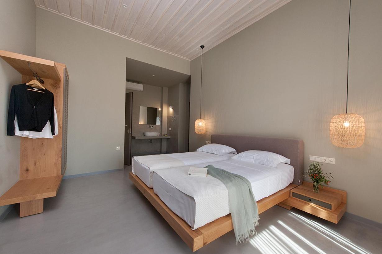 Diapori 4* Kardhamíli