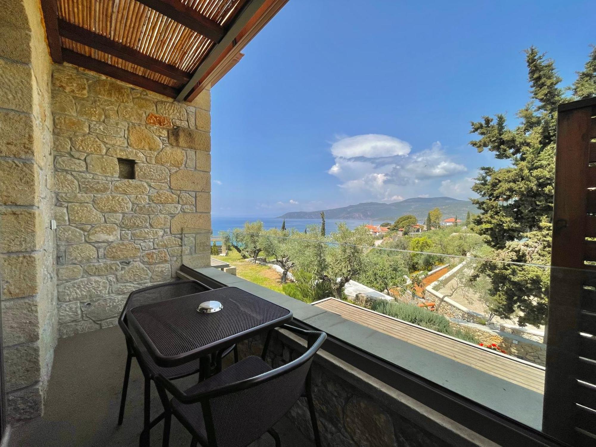Diapori 4* Kardhamíli