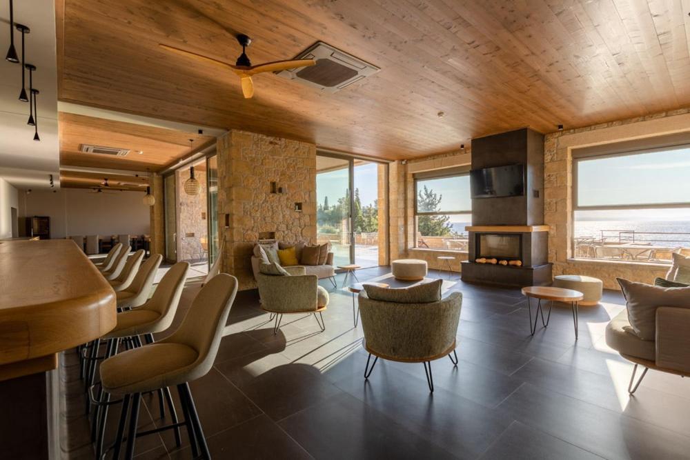 Diapori 4* Kardamyli
