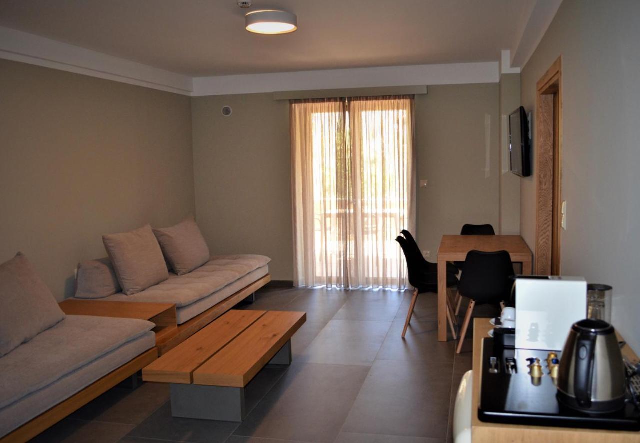 Hotel Diapori 4*