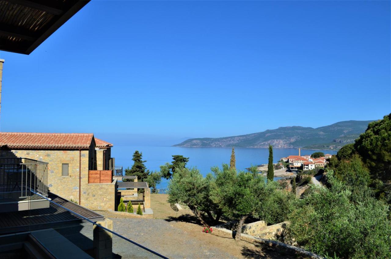 Diapori Hotel 4*